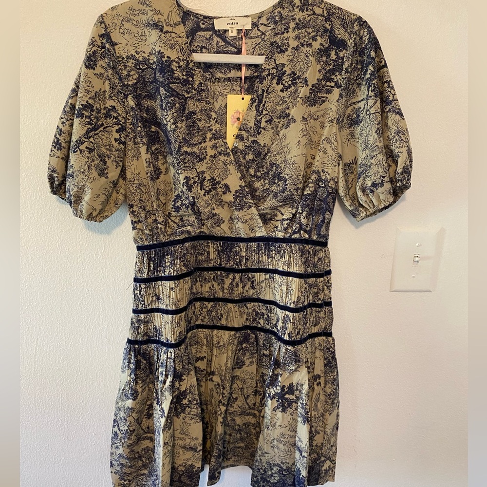 Elegant short dress